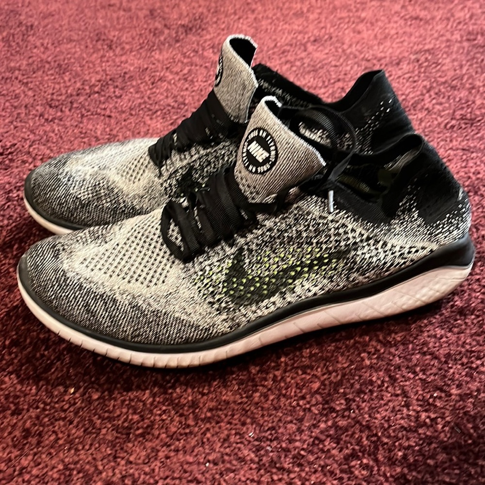 Nike RN FlyKnit Running sneaker
